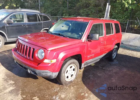 2016 Jeep Patriot Sport z USA, uszkodzony, nr VIN 1C4NJPBA2GD514324